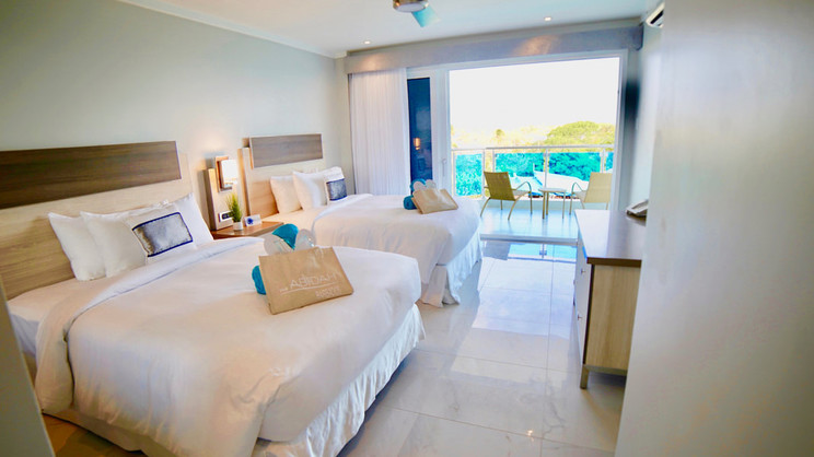  Ocean Front Grand Two-Bedroom Suite